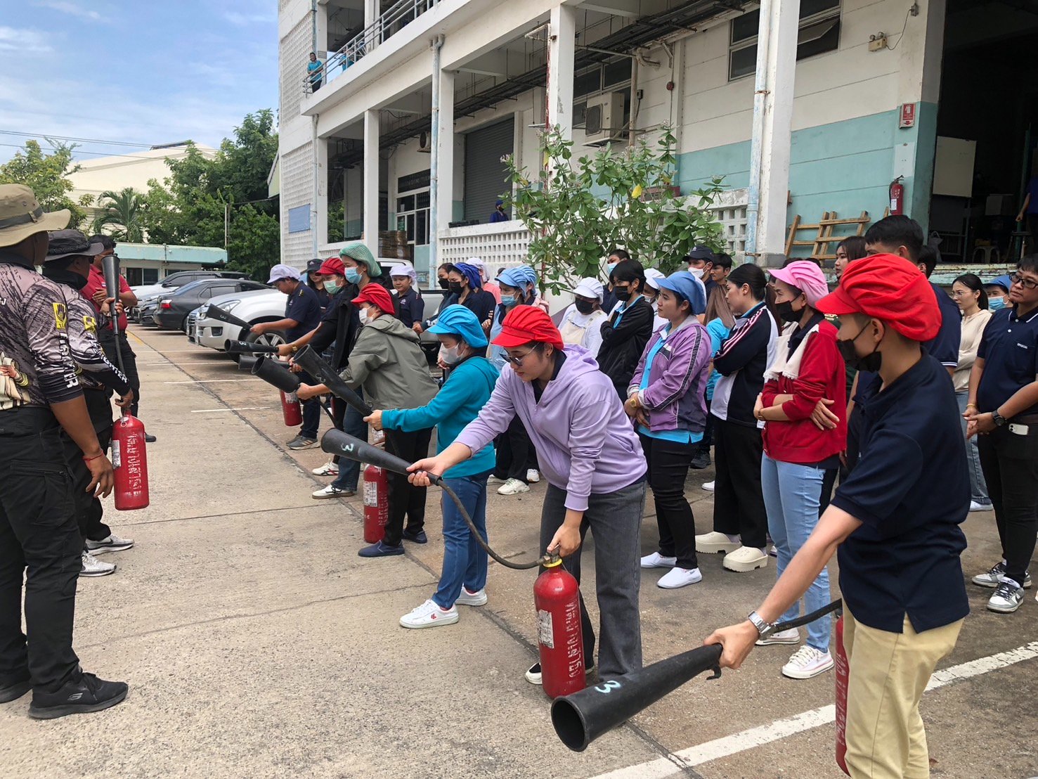 อบรม และซ้อมอพยบหนีไฟ